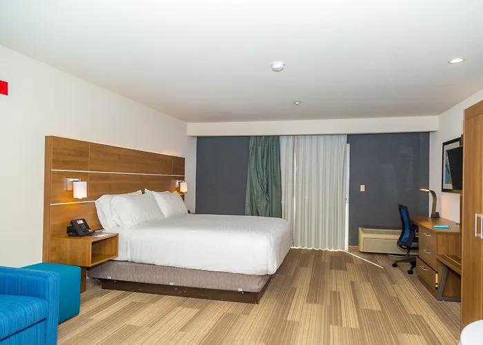 Holiday Inn Express San Diego Airport-Old Town By Ihg